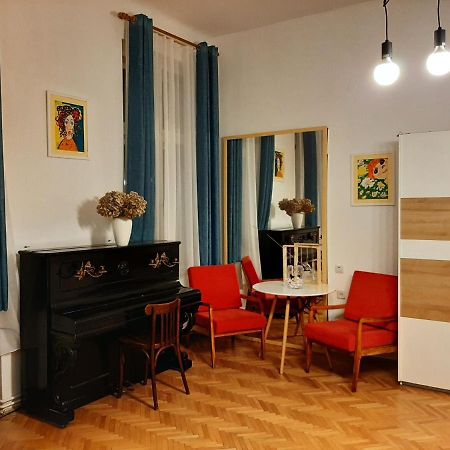 Venus Apartment Брашов Екстериор снимка